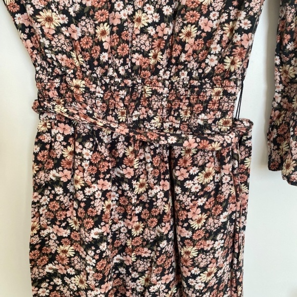Abercrombie & Fitch Floral Romper, Medium - Picture 5 of 8